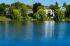 Foto: Immobilien entlang eines Flusses